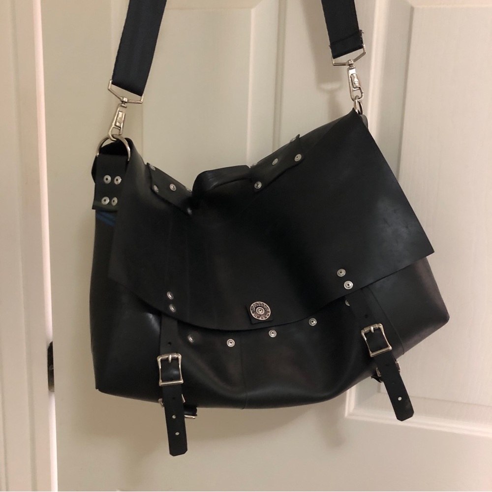 Rare Grunge Era Messenger Bag
